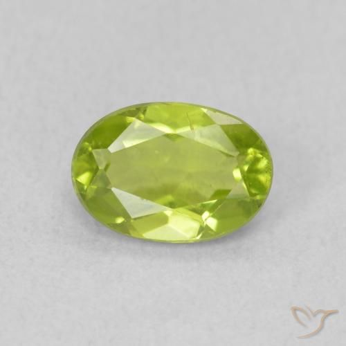 Péridot Vert clair naturelle ovale, 0.89 ct, VS