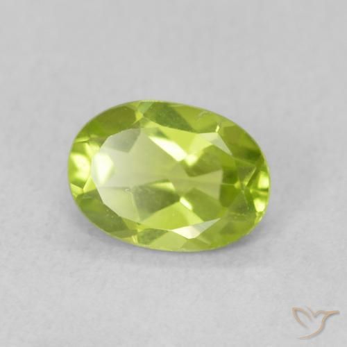 Péridot Vert clair naturelle ovale, 0.89 ct, VS