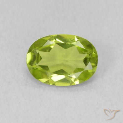 0.80ct Naturel Vert moyen Péridot, ovale, VS