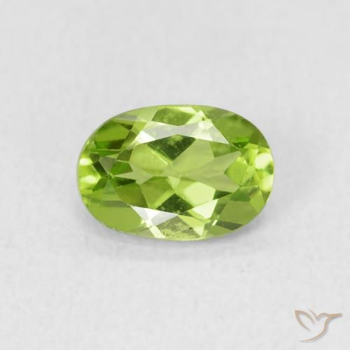 0.86ct Naturel Vert moyen Péridot, ovale, VS