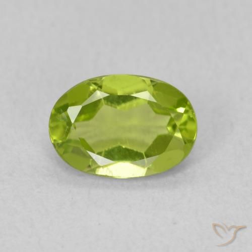 0.83ct Naturel Vert moyen Péridot, ovale, VS