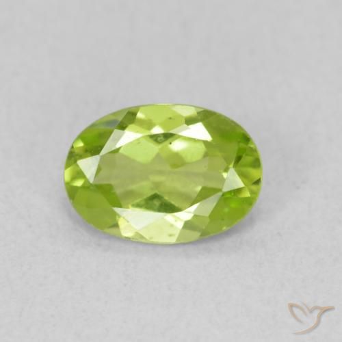 0.77ct Naturel Vert vif et léger Péridot, ovale, VS