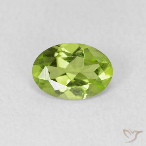 0.73ct Naturel Vert jaunâtre Péridot, ovale, VVS-VS