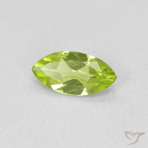 Péridot Vert jaunâtre vif naturelle Marquise, 0.54 ct, VS