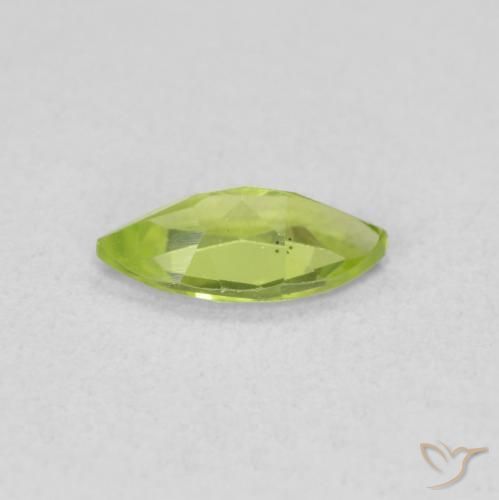 Péridot Vert jaunâtre naturelle Marquise, 0.54 ct, VS
