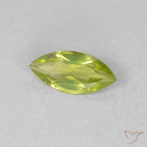 Péridot Vert clair naturelle Marquise, 0.50 ct, VVS-VS