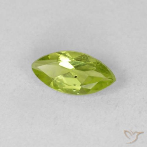 Péridot Vert clair naturelle Marquise, 0.63 ct, VS