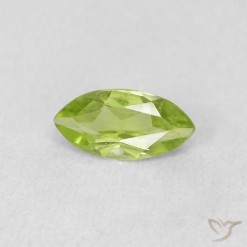 Péridot Vert clair naturelle Marquise, 0.63 ct, VS