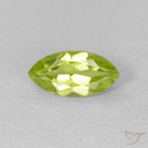 Péridot Vert clair naturelle Marquise, 0.67 ct, VS