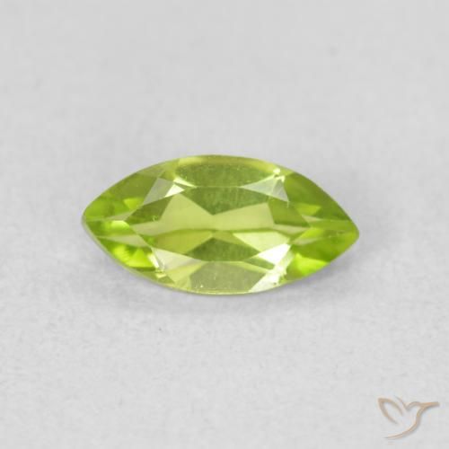 Péridot Vert clair naturelle Marquise, 0.64 ct, VS