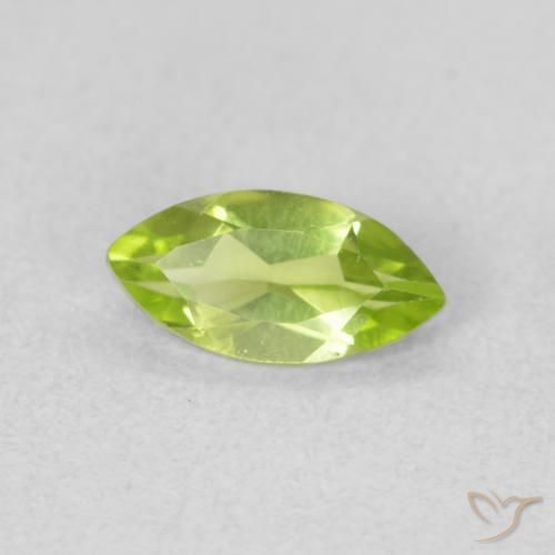 Péridot Vert clair naturelle Marquise, 0.64 ct, VS