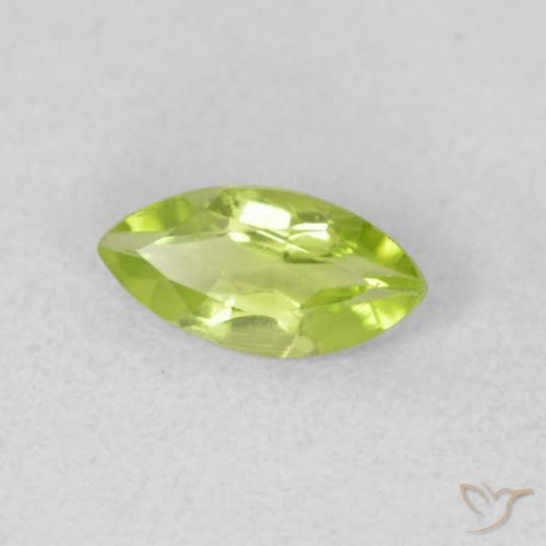 Péridot Vert jaunâtre naturelle Marquise, 0.56 ct, VS
