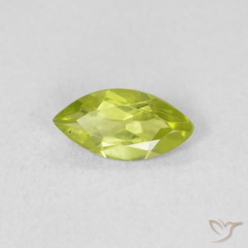Péridot Vert éclatant naturelle Marquise, 0.53 ct, VS