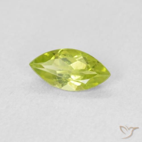 Péridot Vert éclatant naturelle Marquise, 0.55 ct, VS
