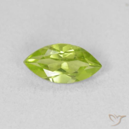 Péridot Vert clair naturelle Marquise, 0.60 ct, VS