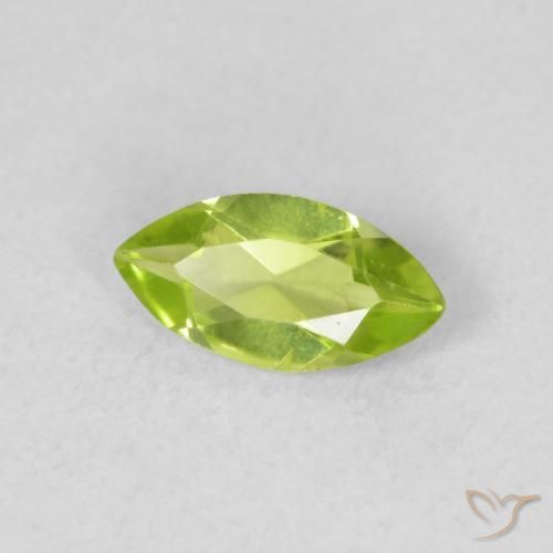Péridot Vert clair naturelle Marquise, 0.57 ct, VS