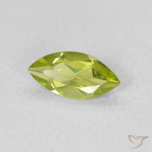 Péridot Olive verte naturelle Marquise, 0.52 ct, VS