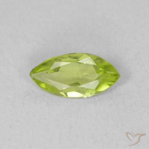 Péridot Vert moyen naturelle Marquise, 0.49 ct, VVS-VS