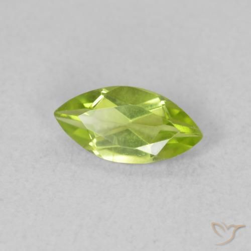Péridot Vert clair naturelle Marquise, 0.61 ct, VVS-VS