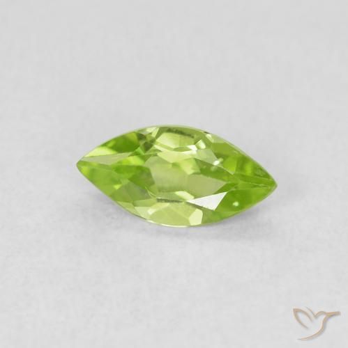 Péridot Vert éclatant naturelle Marquise, 0.55 ct, VS