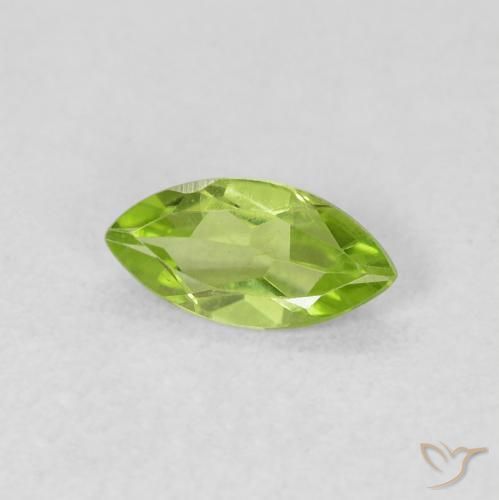 Péridot Vert éclatant naturelle Marquise, 0.56 ct, VS