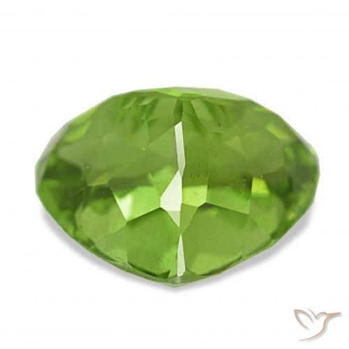 Péridot Vert moyen naturelle Cœur, 6.28 ct, VVS-VS