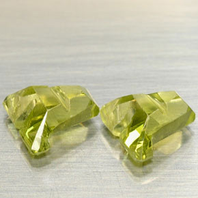 Achetez naturel ct vert péridot gems, forme fantaisie, en provenance chine chez gemselect. en stock, livraison internationale!
