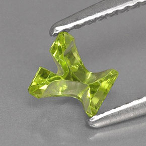Péridot vert naturelle forme fantaisie, 0,46 ct, VS