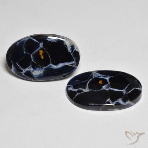 Shop natural 12.58ct Multicolore Pietersite gems, ovale, from Namibie at GemSelect. In stock, global shipping!