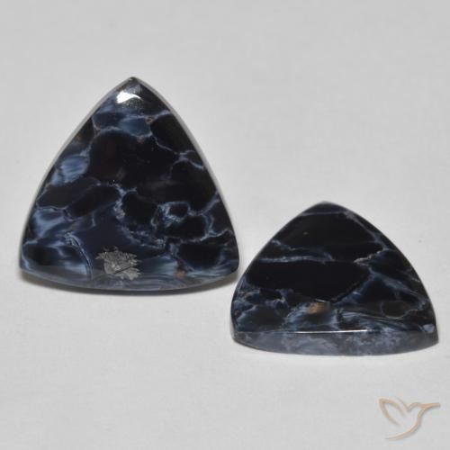 Shop natural 8.90ct Multicolore Pietersite gems, Trillion, from Namibie at GemSelect. In stock, global shipping!
