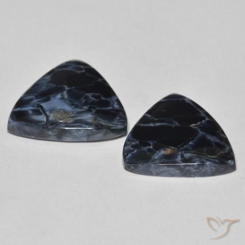 Shop natural 8.90ct Multicolore Pietersite gems, Trillion, from Namibie at GemSelect. In stock, global shipping!