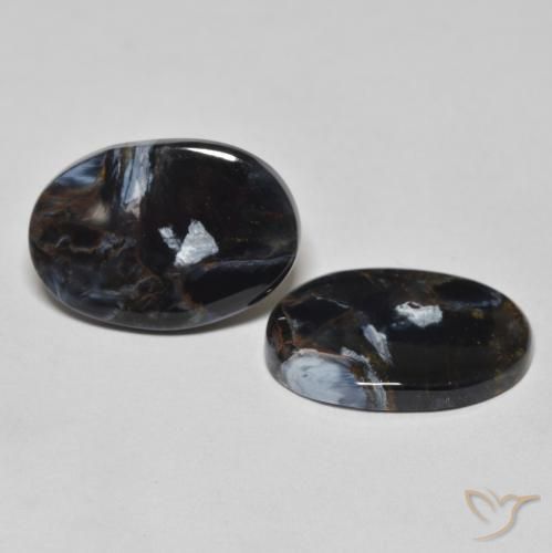 Shop natural 12.21ct Multicolore Pietersite gems, ovale, from Namibie at GemSelect. In stock, global shipping!