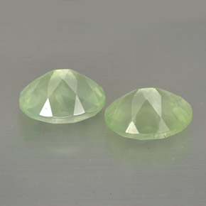 Achetez naturel ct vert préhnite gems, transparent, en provenance afrique du sud chez gemselect. en stock, livraison internationale!