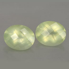 Achetez naturel ct vert préhnite gems, transparent, en provenance afrique du sud chez gemselect. en stock, livraison internationale!