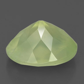 Préhnite vert naturelle transparent, 4,99 ct, transparent / translucide