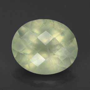 Préhnite vert naturelle transparent, 4,09 ct, transparent / translucide