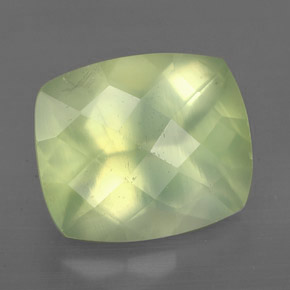Préhnite vert naturelle transparent, 5,66 ct, transparent / translucide