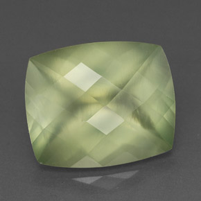 Préhnite vert naturelle transparent, 5,34 ct, transparent / translucide