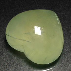 Préhnite vert naturelle transparent, 40,95 ct, transparent / translucide