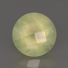 Préhnite vert naturelle transparent, 1,94 ct, transparent / translucide