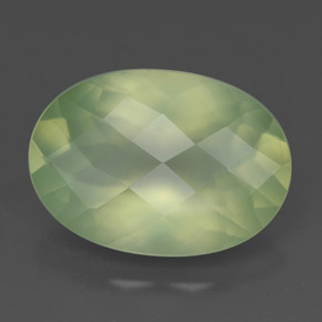 Prehnite Vert naturelle Transparent, 7.24 ct, Transparent / Translucide