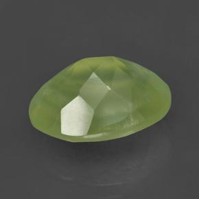 Préhnite vert naturelle coupe ovale, 9,97 ct, translucide