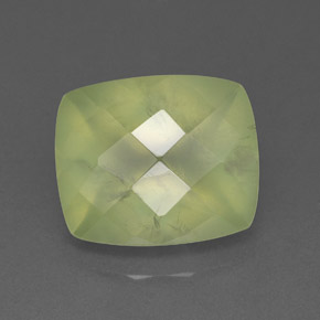 Préhnite vert naturelle transparent, 5,82 ct, transparent / translucide