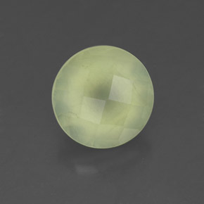 Préhnite vert naturelle transparent, 2,05 ct, transparent / translucide