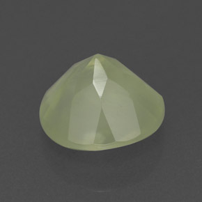 Préhnite vert naturelle transparent, 1,90 ct, transparent / translucide