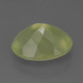 Préhnite vert naturelle transparent, 10,52 ct, transparent / translucide