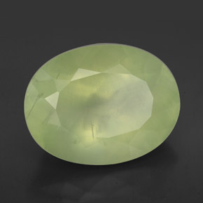 Préhnite vert naturelle transparent, 9,40 ct, transparent / translucide