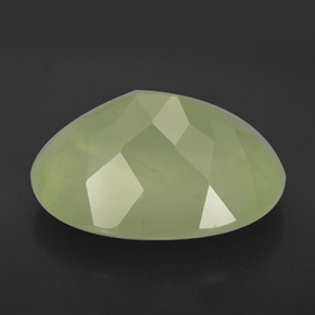 Préhnite vert naturelle transparent, 9,40 ct, transparent / translucide