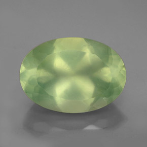 Préhnite vert naturelle transparent, 5,97 ct, transparent / translucide