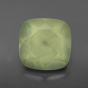 Préhnite vert naturelle transparent, 4,48 ct, transparent / translucide